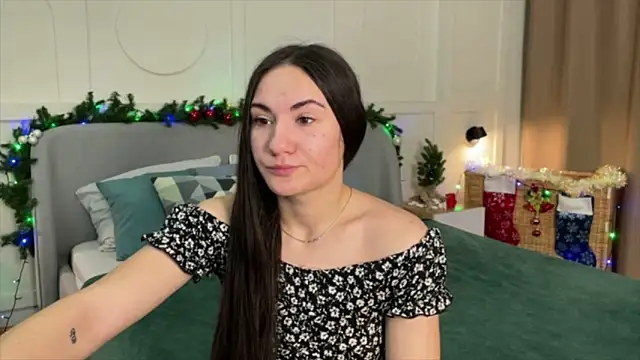 Snapshot of Adele_Shy chatting on December 18, 2025, 12:38 am Adele Shy online show from December 18, 2025, 12:38 am