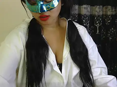 Snapshot of crazy_witch chatting on October 31, 2025, 5:42 pm crazy witch online show from October 31, 2025, 5:42 pm