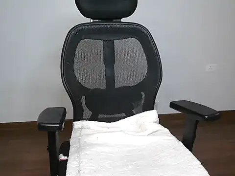 lustyruhh online show from March 14, 2026, 5:35 am