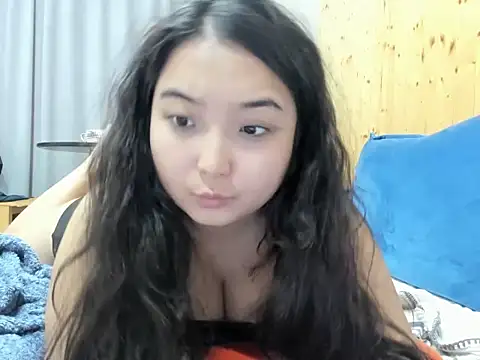 miomyao online show from October 24, 2025, 2:38 pm