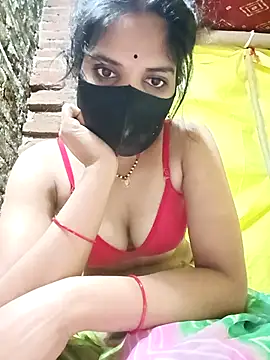 Snapshot of Shreya-750 chatting on December 18, 2025, 6:56 pm Shreya-750 online show from December 18, 2025, 6:56 pm