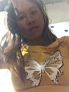 Snapshot of Cherry_sexyy chatting on October 25, 2025, 2:28 pm Cherry sexyy online show from October 25, 2025, 2:28 pm