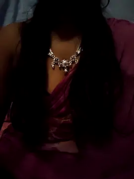 Ezabelljohn online show from April 6, 2026, 9:10 am