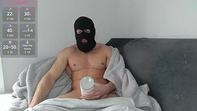 Snapshot of Masked_Bull38_Uk chatting on January 6, 2026, 11:14 am Masked Bull38 Uk online show from January 6, 2026, 11:14 am