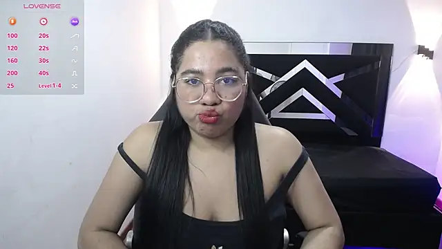 Snapshot of MelissaHex chatting on October 23, 2025, 1:10 pm MelissaHex online show from October 23, 2025, 1:10 pm