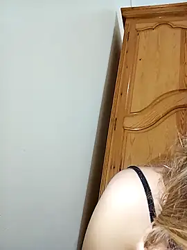 indilasixeey online show from March 15, 2026, 3:02 am