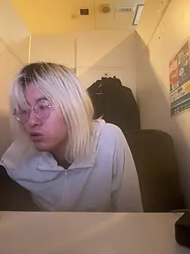 Snapshot of MUIMUICHAN27 chatting on November 30, 2025, 2:34 am MUIMUICHAN27 online show from November 30, 2025, 2:34 am