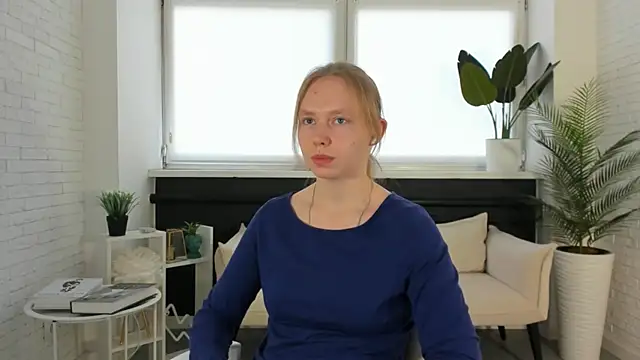 RessiePurtill online show from October 23, 2025, 12:37 pm