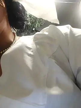 Snapshot of SashaCox_ chatting on October 28, 2025, 11:31 am SashaCox online show from October 28, 2025, 11:31 am