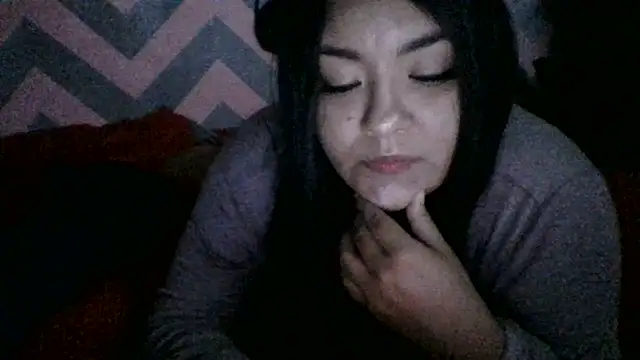 Snapshot of Jennifersbodyy chatting on December 17, 2025, 2:49 am Jennifersbodyy online show from December 17, 2025, 2:49 am