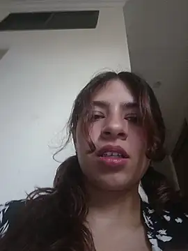 Lunatemptress4 online show from July 3, 2026, 2:01 pm