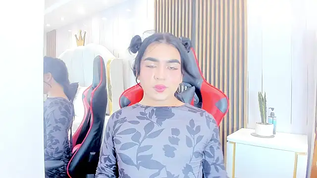 SweetKata  online show from November 6, 2025, 9:41 pm