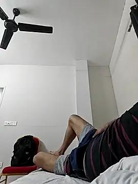 jimforsex1982 online show from May 15, 2026, 8:51 pm