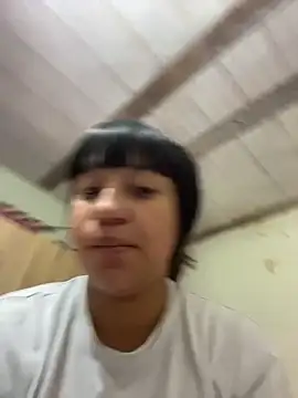 Snapshot of misschloe_ chatting on October 31, 2025, 3:08 pm misschloe online show from October 31, 2025, 3:08 pm