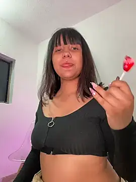 Snapshot of misschloe_ chatting on November 19, 2025, 4:18 pm misschloe online show from November 19, 2025, 4:18 pm