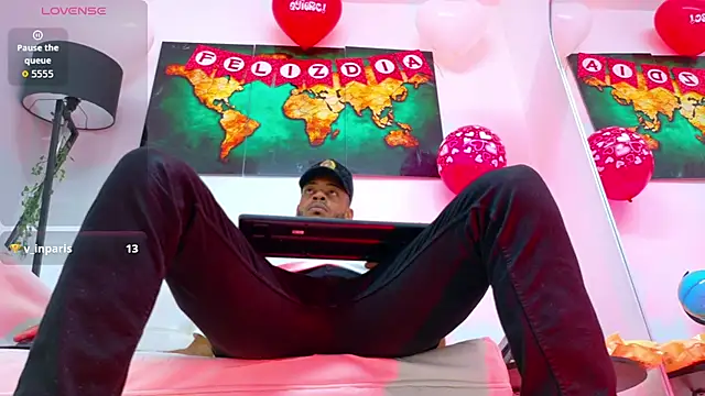 Snapshot of Neytanmalcon chatting on February 14, 2026, 6:57 am Neytanmalcon online show from February 14, 2026, 6:57 am