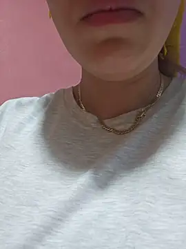 Sexy-girl online show from May 27, 2026, 12:20 am