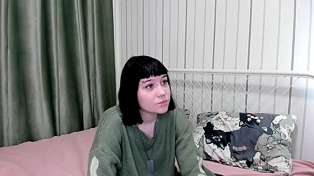 Snapshot of KandiStonelake chatting on October 29, 2025, 5:23 pm KandiStonelake online show from October 29, 2025, 5:23 pm