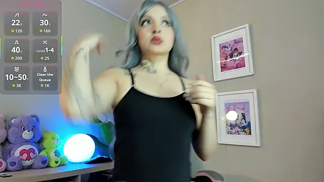 lexirouge   online show from November 10, 2025, 1:16 pm