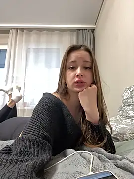 Angel hotyy online show from February 14, 2026, 1:22 pm