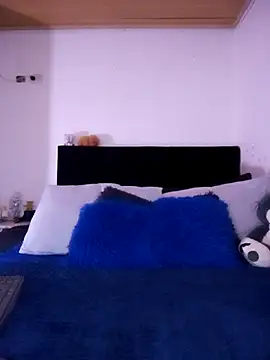 Snapshot of SharonSalazar chatting on November 15, 2025, 1:42 am SharonSalazar online show from November 15, 2025, 1:42 am