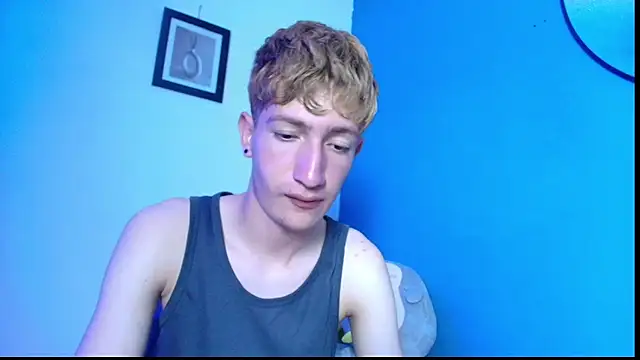 Snapshot of Erick_Taylor3 chatting on March 27, 2026, 8:54 pm Erick Taylor3 online show from March 27, 2026, 8:54 pm
