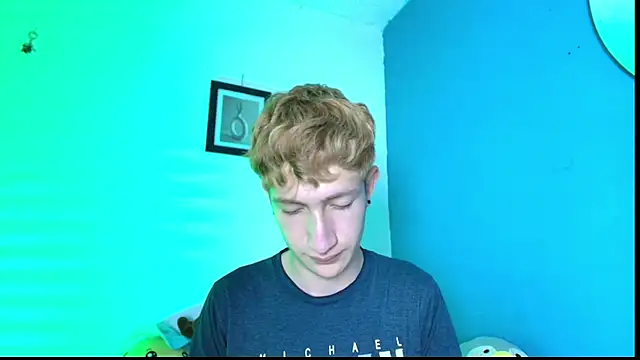Snapshot of Erick_Taylor3 chatting on April 8, 2026, 7:48 pm Erick Taylor3 online show from April 8, 2026, 7:48 pm