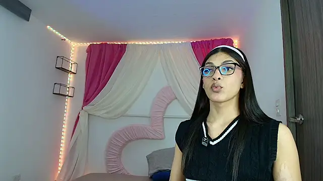 Arimoonn online show from April 22, 2026, 12:28 am