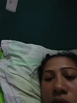 Snapshot of marimar_24 chatting on December 1, 2025, 10:43 pm marimar 24 online show from December 1, 2025, 10:43 pm