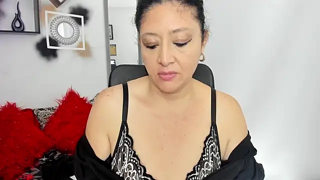 tatis sofia online show from November 21, 2025, 12:48 pm