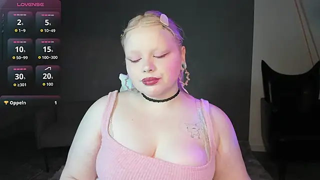 LottieReed online show from May 25, 2026, 7:40 am
