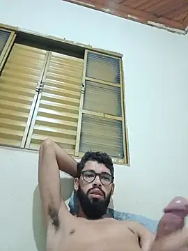 FerrariniHott online show from December 1, 2025, 7:20 am