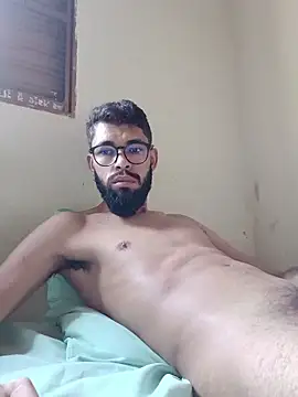 FerrariniHott online show from November 4, 2025, 9:24 am