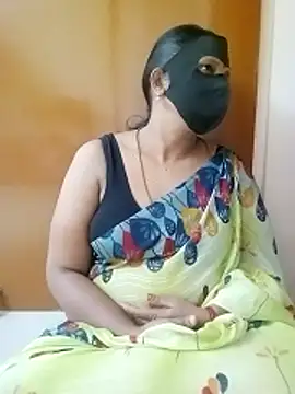 Snapshot of tamilammu1431 chatting on February 22, 2026, 3:20 am tamilammu1431 online show from February 22, 2026, 3:20 am