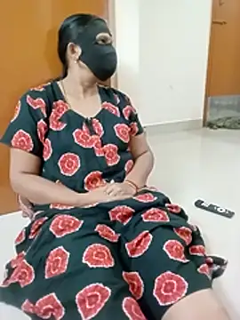 Snapshot of tamilammu1431 chatting on February 6, 2026, 4:14 pm tamilammu1431 online show from February 6, 2026, 4:14 pm