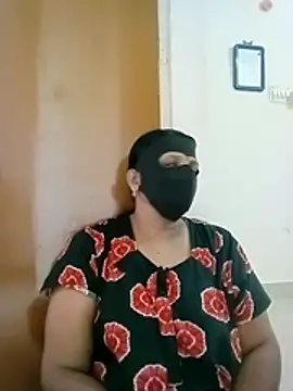 Snapshot of tamilammu1431 chatting on February 9, 2026, 10:57 am tamilammu1431 online show from February 9, 2026, 10:57 am