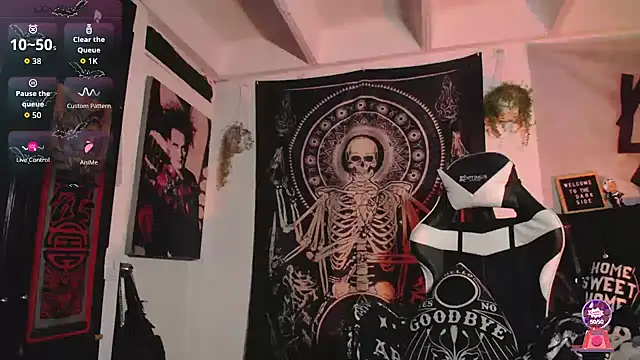 Snapshot of Dalia_Vorhees chatting on October 30, 2025, 1:04 am Dalia Vorhees online show from October 30, 2025, 1:04 am