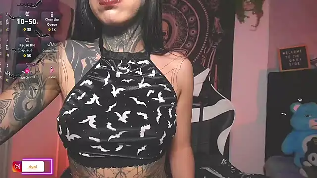 Snapshot of Dalia_Vorhees chatting on November 29, 2025, 1:17 am Dalia Vorhees online show from November 29, 2025, 1:17 am