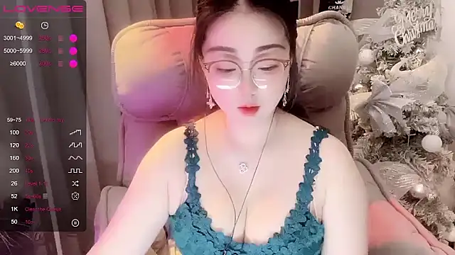 Snapshot of Monica-666888- chatting on April 9, 2026, 8:37 pm Monica-666888- online show from April 9, 2026, 8:37 pm