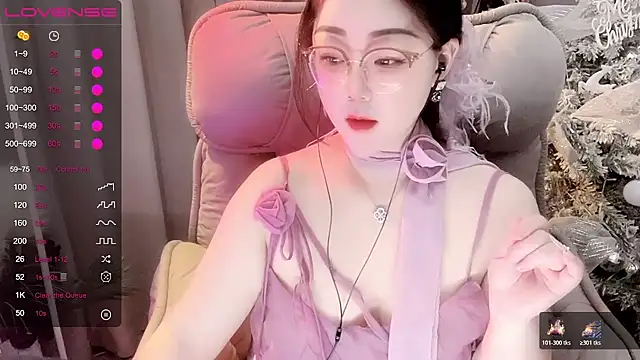 Snapshot of Monica-666888- chatting on April 12, 2026, 4:43 pm Monica-666888- online show from April 12, 2026, 4:43 pm