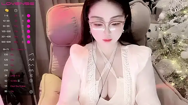 Snapshot of Monica-666888- chatting on April 1, 2026, 5:10 pm Monica-666888- online show from April 1, 2026, 5:10 pm