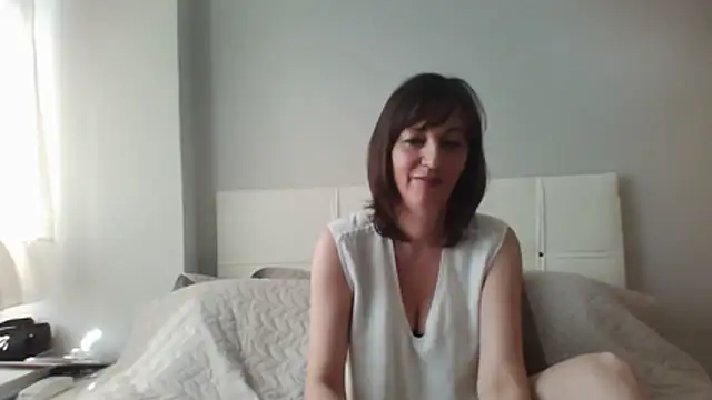 ArianaStarr online show from April 7, 2026, 7:21 am