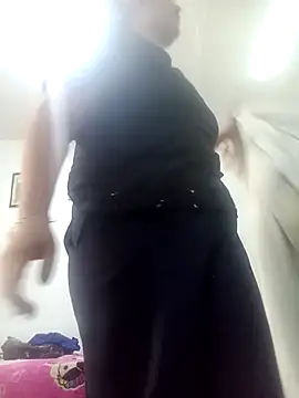 blanca24325 online show from December 1, 2025, 5:58 pm