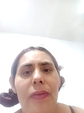 blanca24325 online show from November 8, 2025, 3:54 am