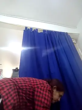 blanca24325 online show from November 14, 2025, 4:32 pm