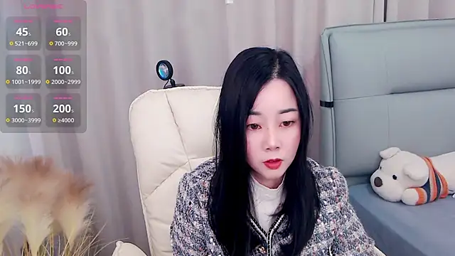 Xiaodie-baby online show from October 28, 2025, 2:56 am