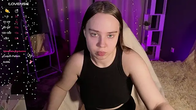 LunaDreeam online show from November 8, 2025, 3:04 pm