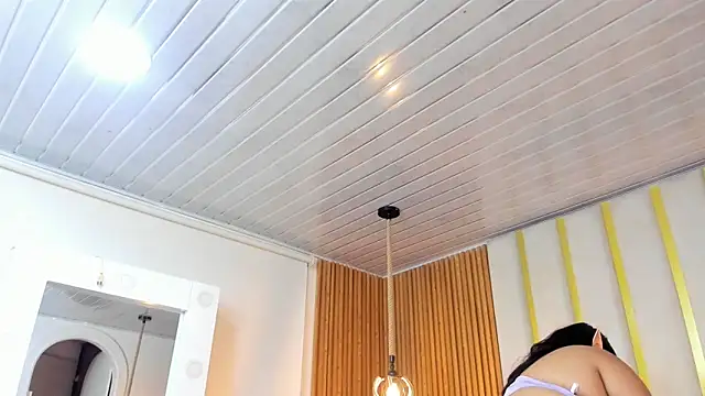 Snapshot of Hanna_curvy_ chatting on October 30, 2025, 11:30 am Hanna curvy online show from October 30, 2025, 11:30 am