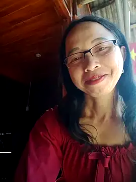 TRIEUTRIEU20 online show from November 26, 2025, 3:50 am