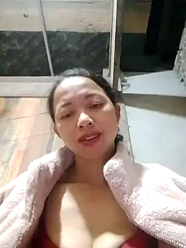 TRIEUTRIEU20 online show from November 15, 2025, 10:25 pm